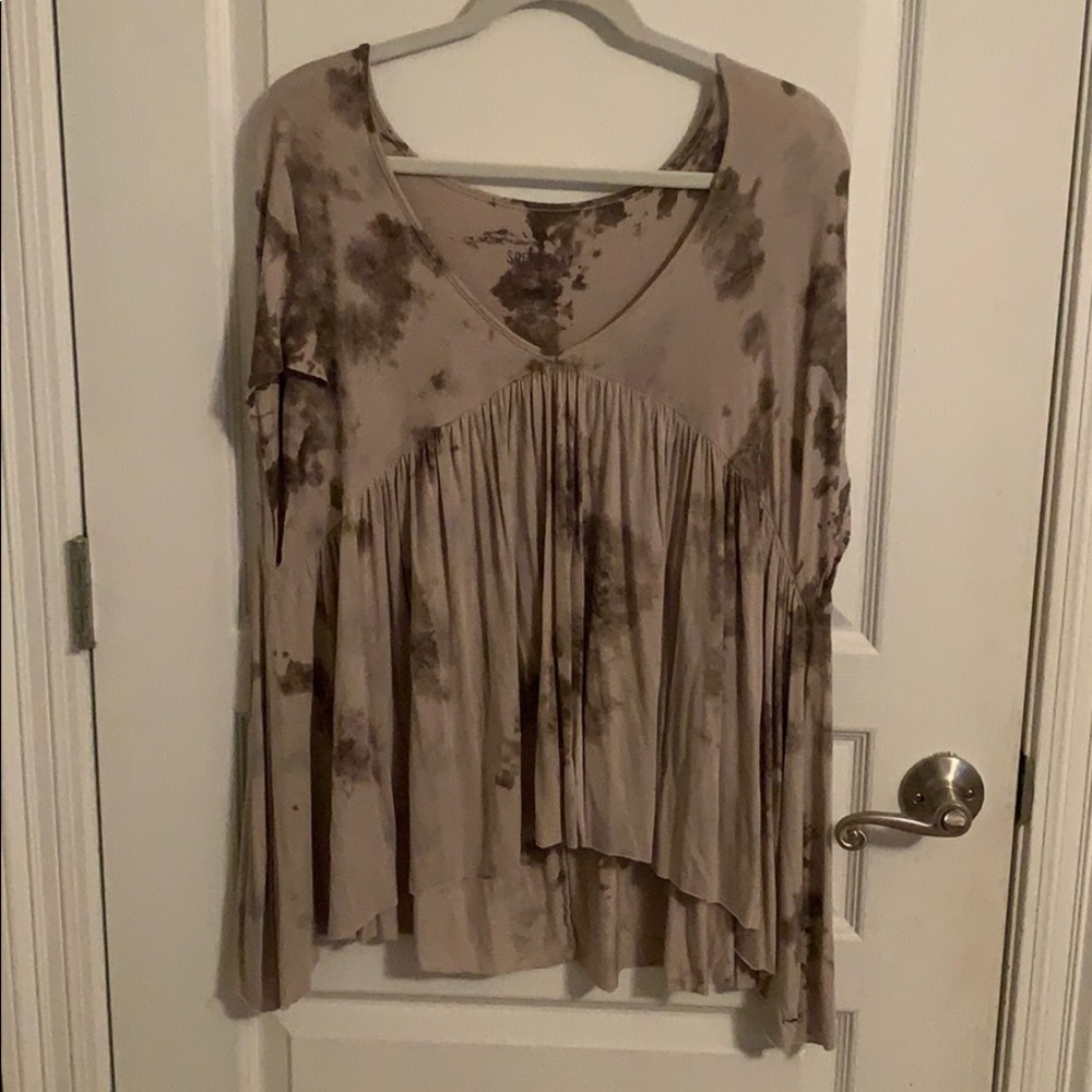 American Eagle shirt